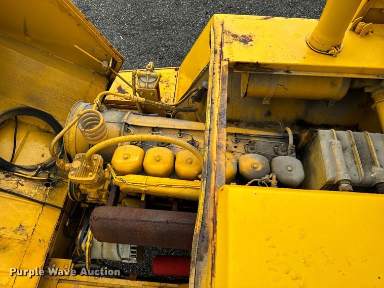 image for item DV5839 1987 Trojan  1900Z wheel loader