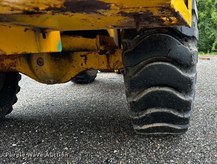 image for item DV5839 1987 Trojan  1900Z wheel loader