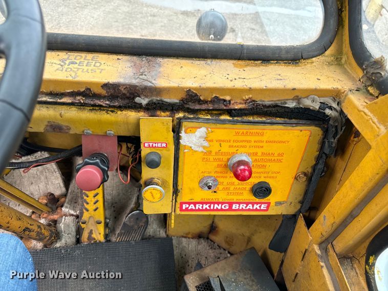 image for item DV5841 Michigan 280 dozer