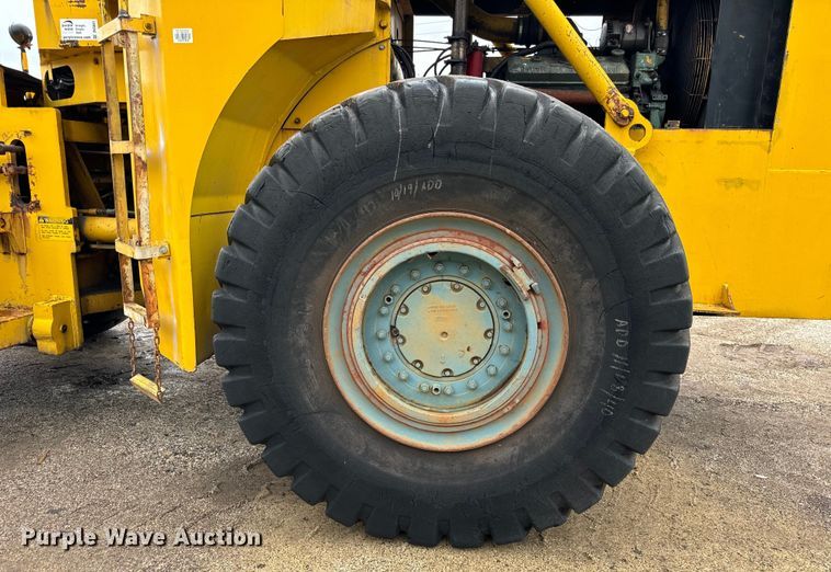 image for item DV5841 Michigan 280 dozer