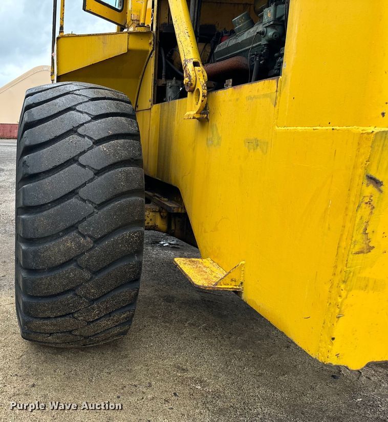 image for item DV5841 Michigan 280 dozer