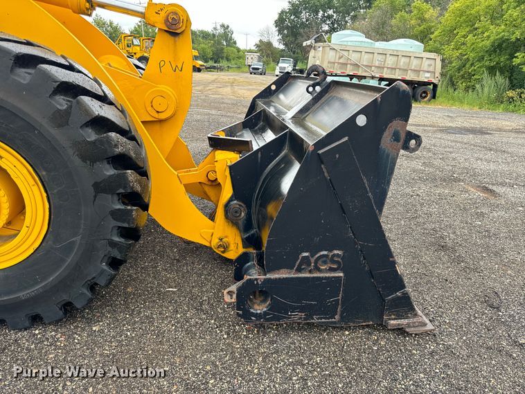 image for item DV5842 Trojan  L30 wheel loader