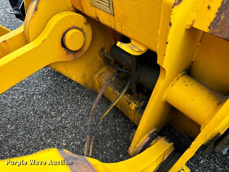 image for item DV5842 Trojan  L30 wheel loader