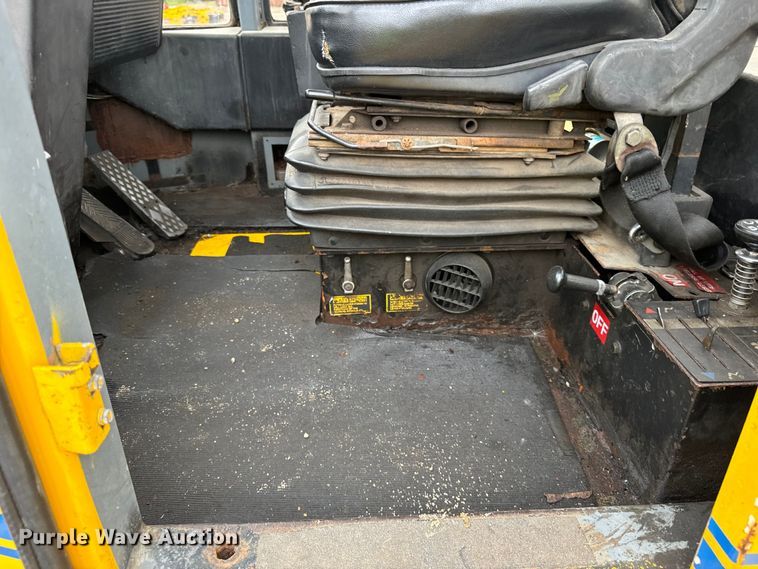 image for item DV5842 Trojan  L30 wheel loader