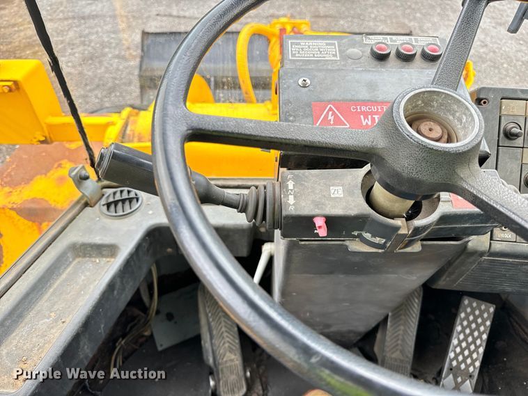 image for item DV5842 Trojan  L30 wheel loader