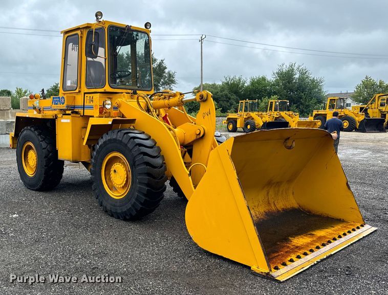 image for item DV5843 1987 Trojan  1500Z wheel loader