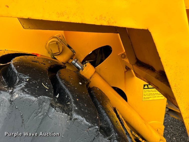 image for item DV5843 1987 Trojan  1500Z wheel loader