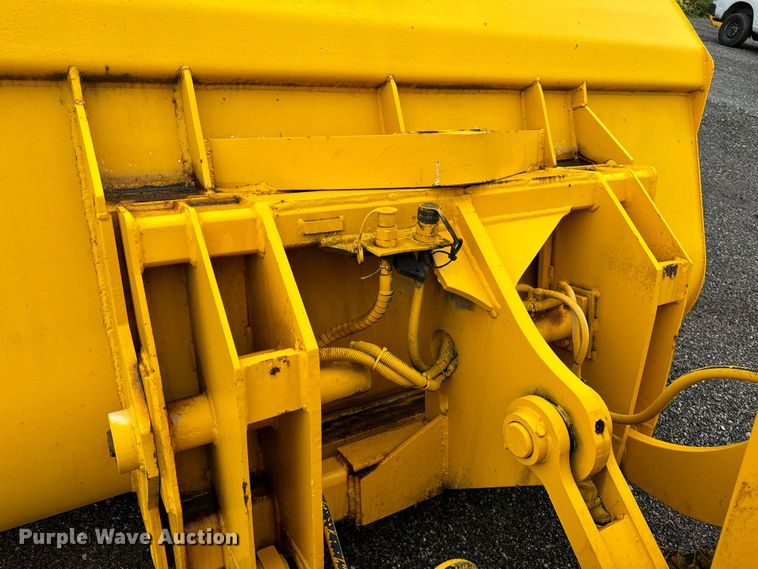 image for item DV5843 1987 Trojan  1500Z wheel loader