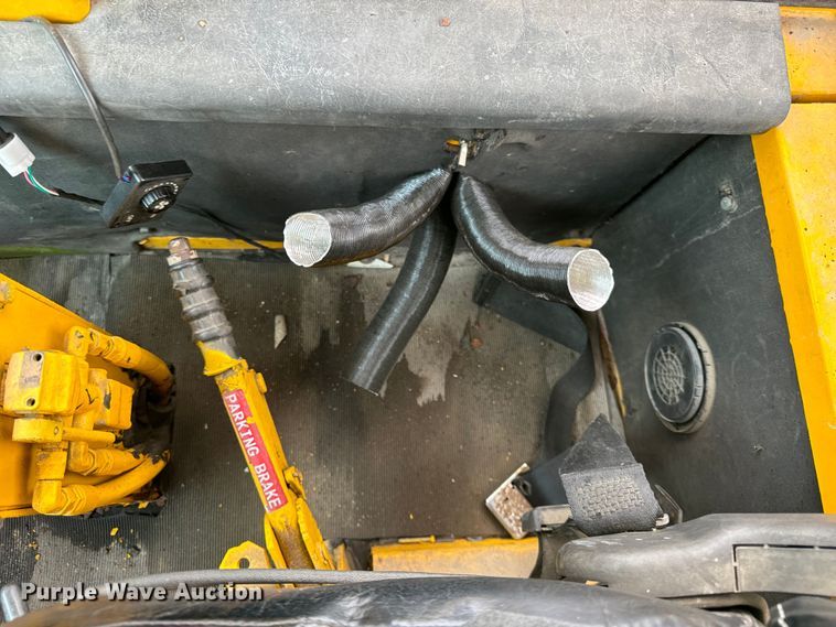 image for item DV5843 1987 Trojan  1500Z wheel loader