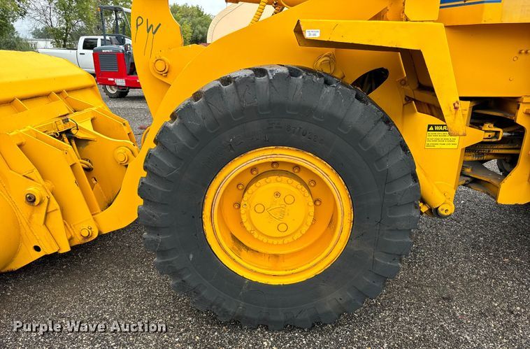 image for item DV5843 1987 Trojan  1500Z wheel loader