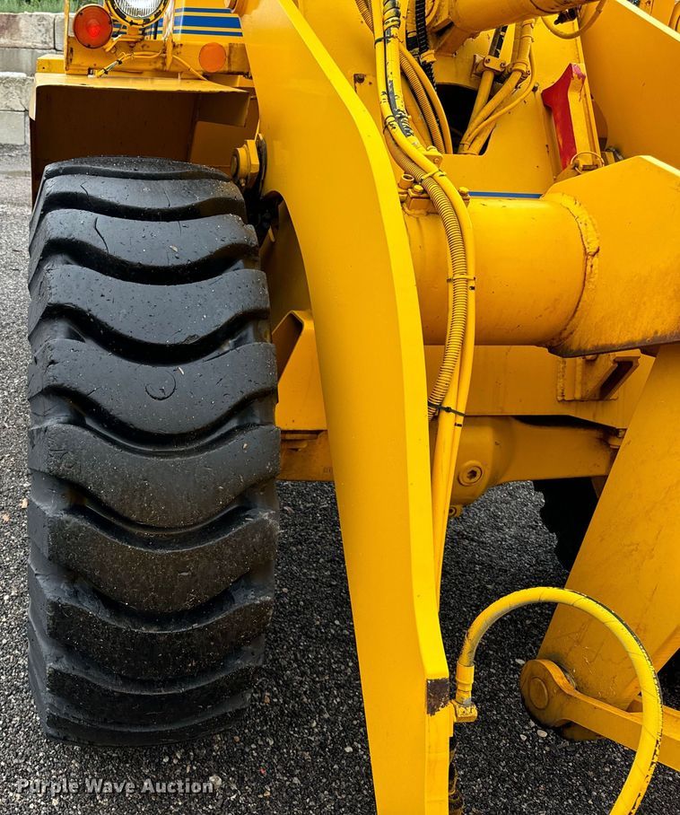 image for item DV5843 1987 Trojan  1500Z wheel loader