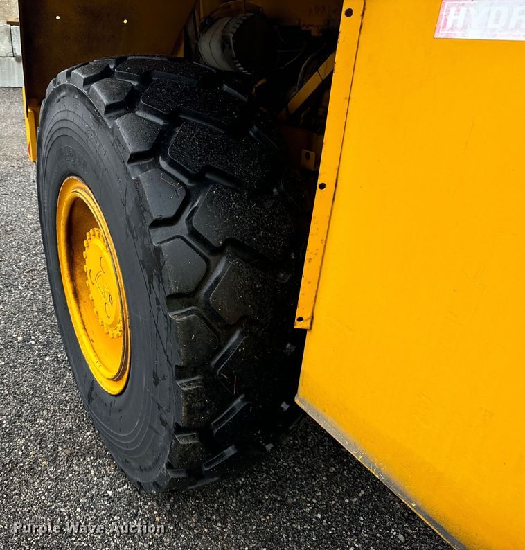 image for item DV5843 1987 Trojan  1500Z wheel loader