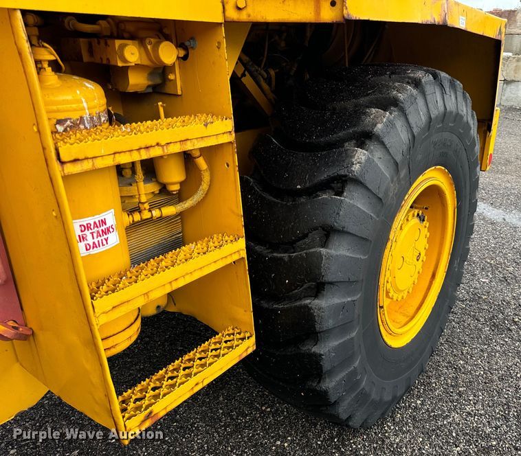 image for item DV5843 1987 Trojan  1500Z wheel loader