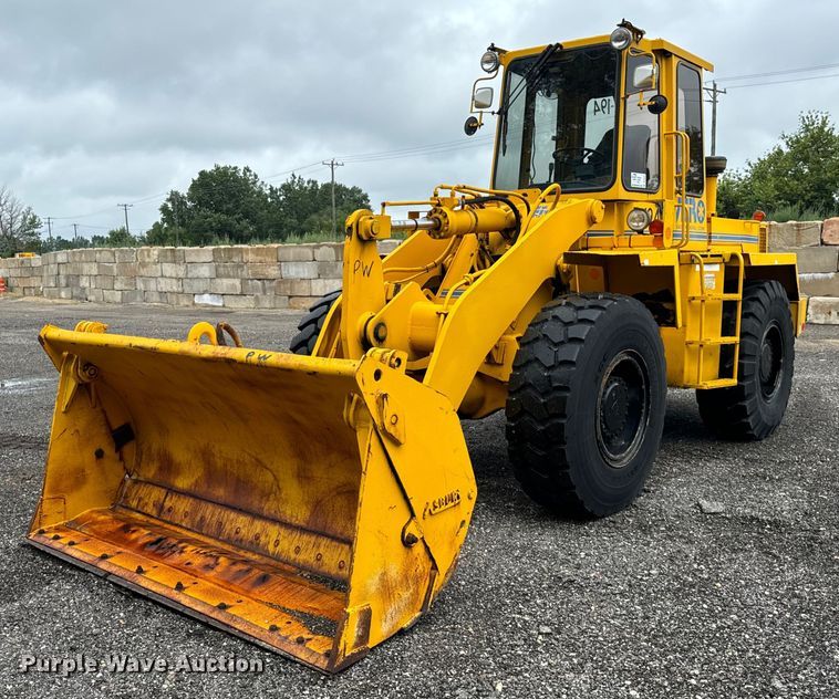 image for item DV5844 Trojan  1900Z wheel loader