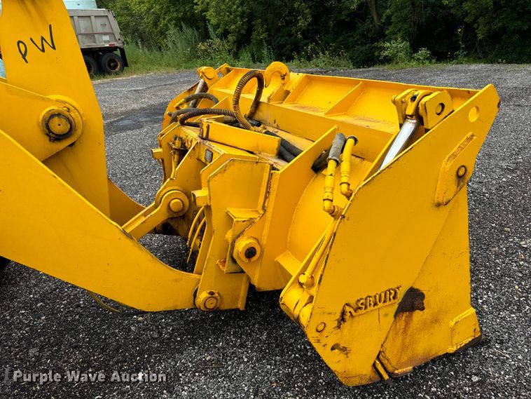 image for item DV5844 Trojan  1900Z wheel loader