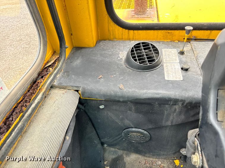 image for item DV5844 Trojan  1900Z wheel loader