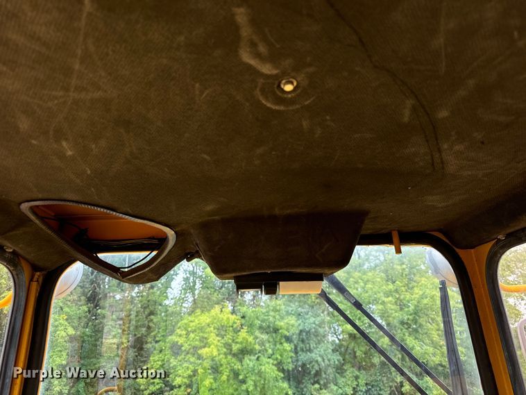 image for item DV5844 Trojan  1900Z wheel loader