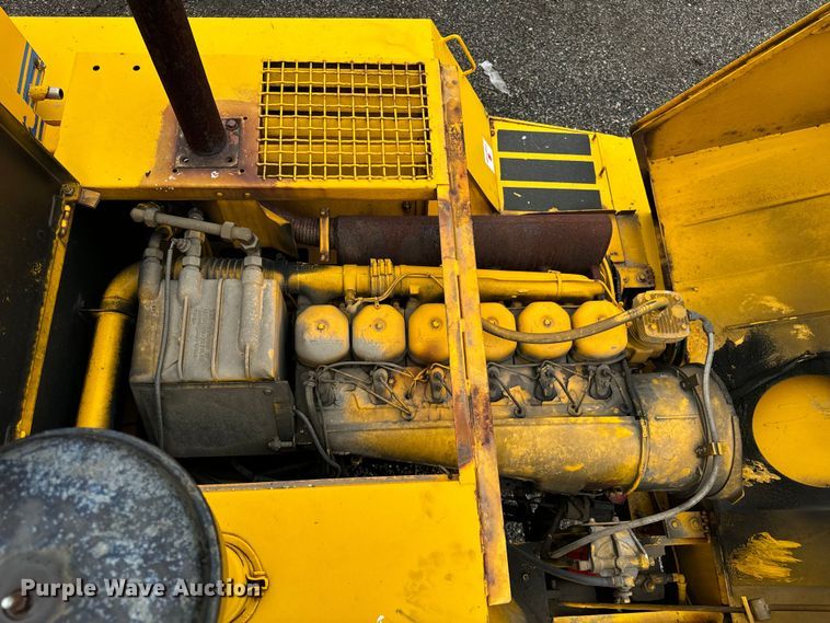 image for item DV5844 Trojan  1900Z wheel loader