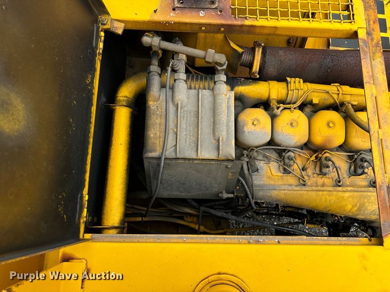 image for item DV5844 Trojan  1900Z wheel loader