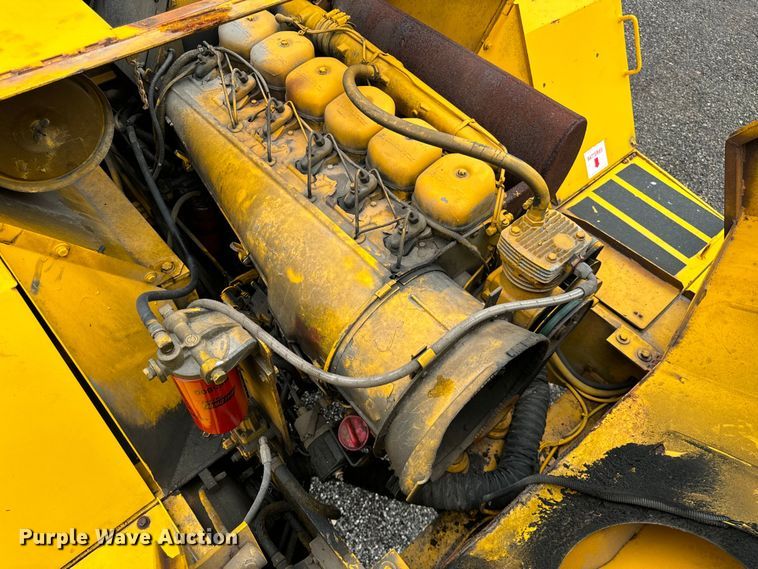 image for item DV5844 Trojan  1900Z wheel loader