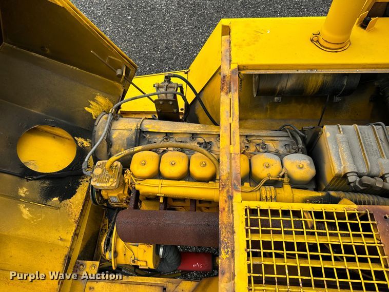 image for item DV5844 Trojan  1900Z wheel loader