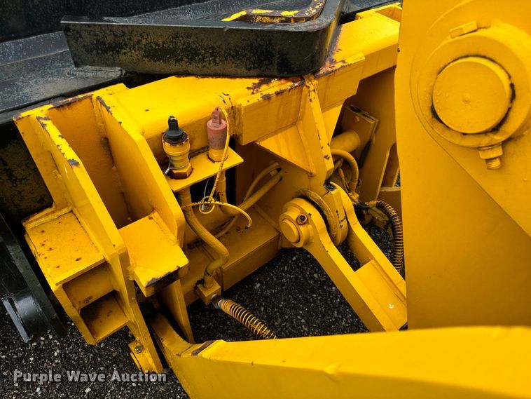 image for item DV5845 1990 Trojan  1900Z wheel loader