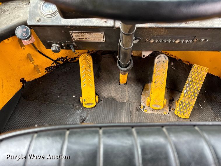 image for item DV5845 1990 Trojan  1900Z wheel loader