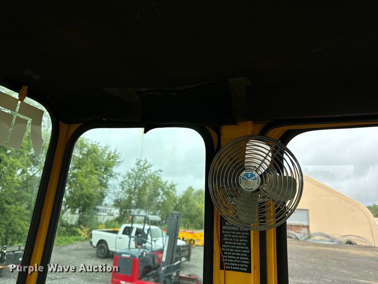 image for item DV5845 1990 Trojan  1900Z wheel loader