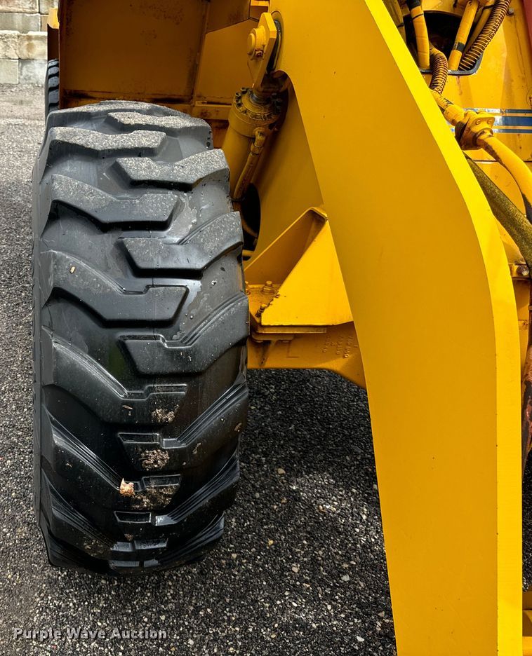 image for item DV5845 1990 Trojan  1900Z wheel loader