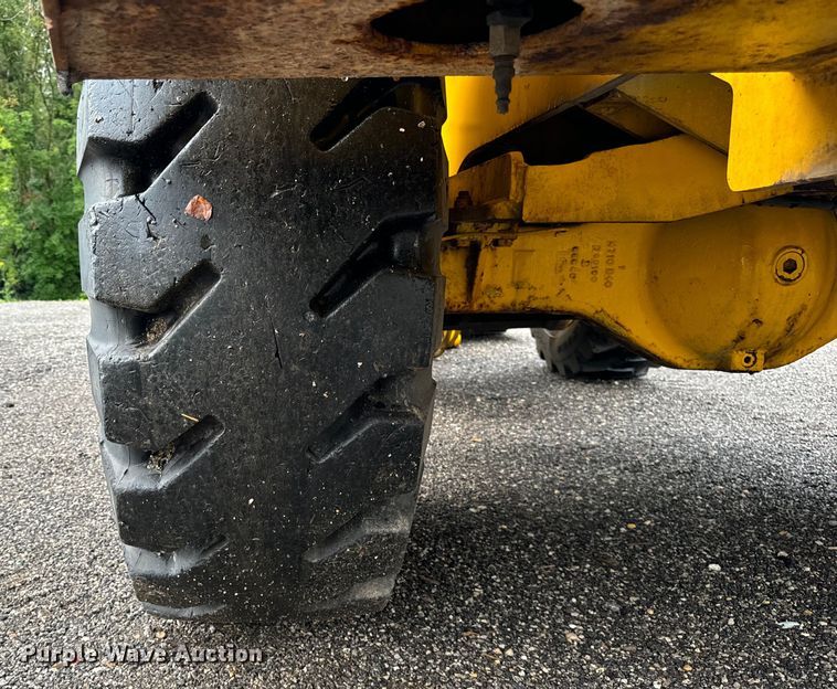 image for item DV5845 1990 Trojan  1900Z wheel loader