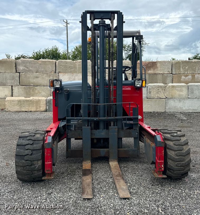 image for item DV5849 2012 Moffett M70 forklift