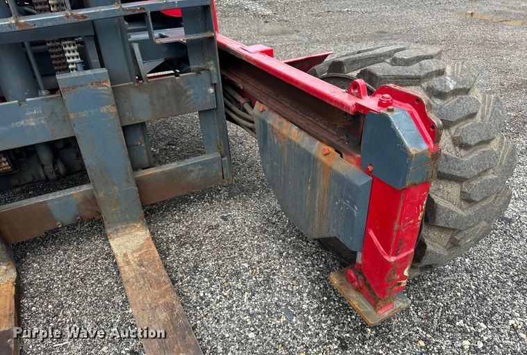 image for item DV5849 2012 Moffett M70 forklift