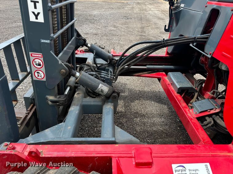 image for item DV5849 2012 Moffett M70 forklift