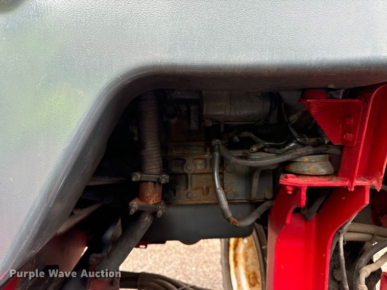 image for item DV5849 2012 Moffett M70 forklift