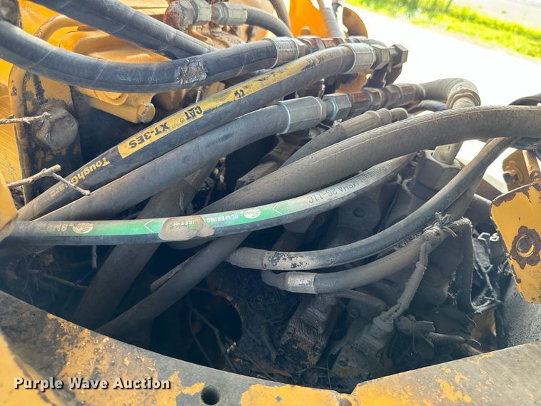 image for item DW2250 2005 Prentice 490 skidder