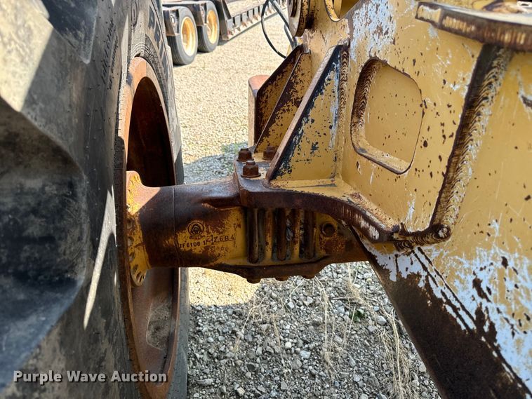 image for item DW2250 2005 Prentice 490 skidder