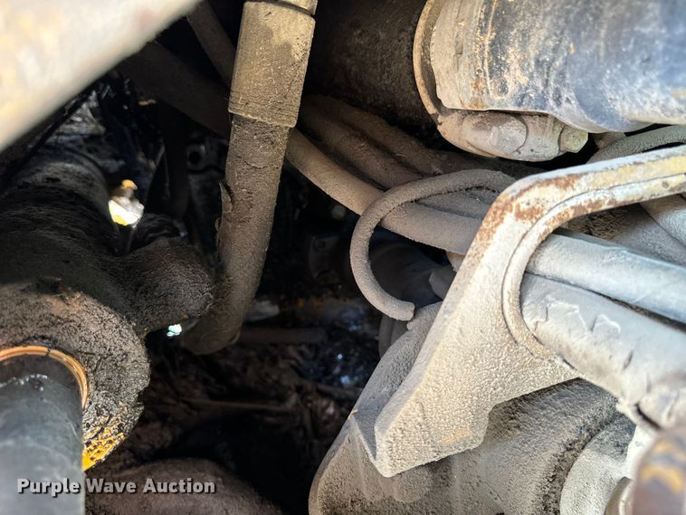 image for item DW2250 2005 Prentice 490 skidder