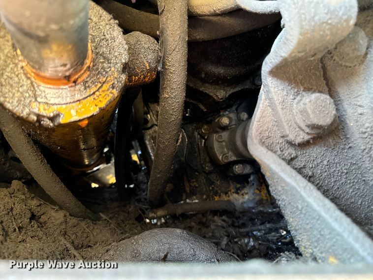 image for item DW2250 2005 Prentice 490 skidder