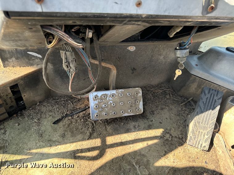 image for item DW2250 2005 Prentice 490 skidder