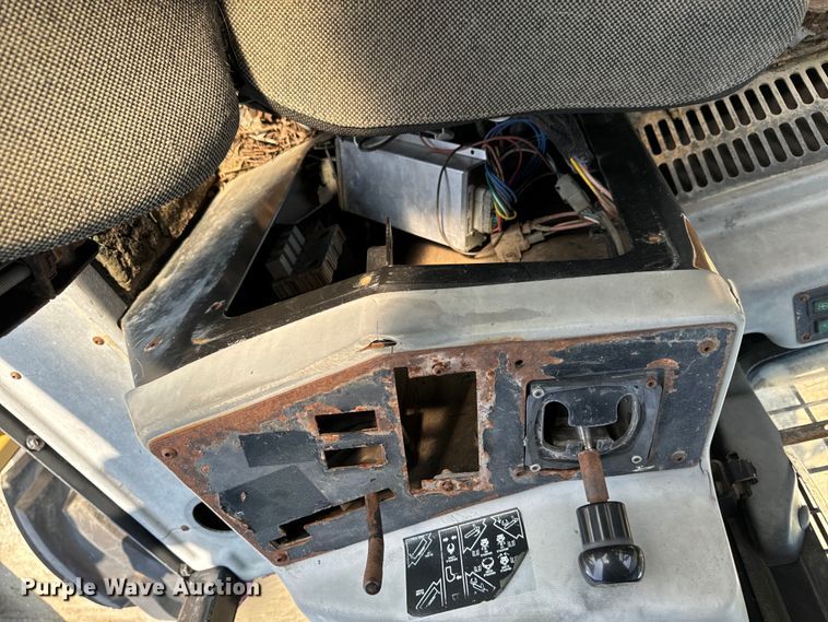 image for item DW2250 2005 Prentice 490 skidder