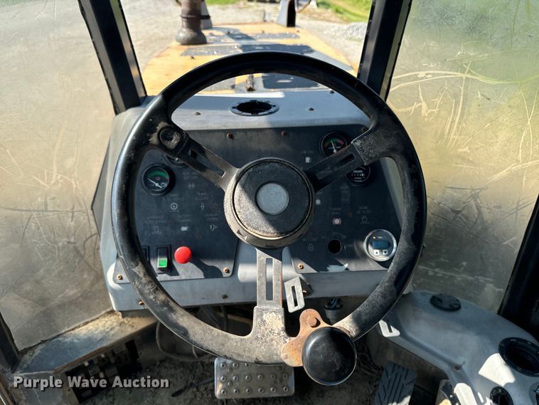 image for item DW2250 2005 Prentice 490 skidder