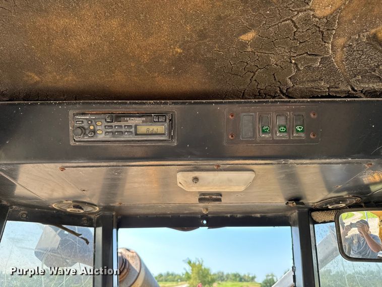 image for item DW2250 2005 Prentice 490 skidder