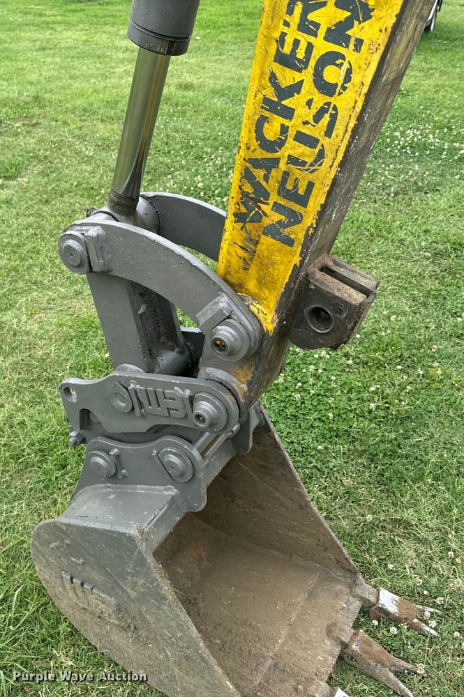 image for item DX0952 2008 Wacker Neuson 3503 mini excavator