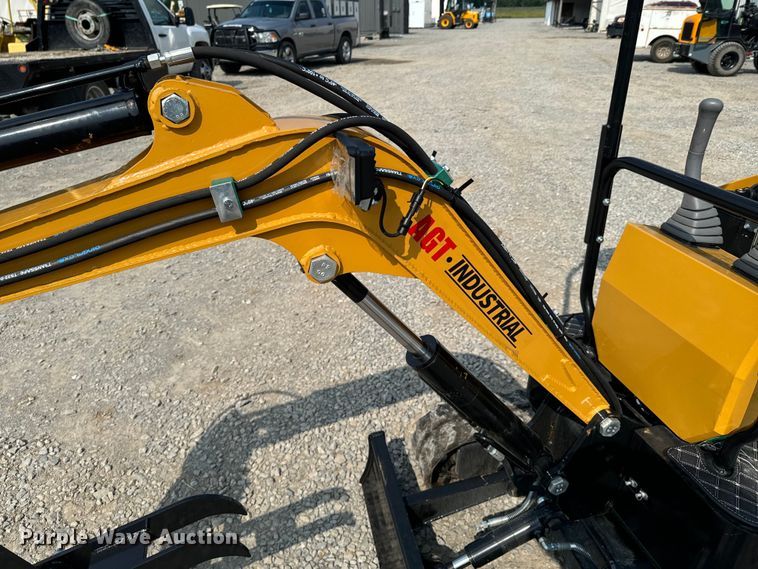image for item DX0972 2024 AGT H12R mini excavator