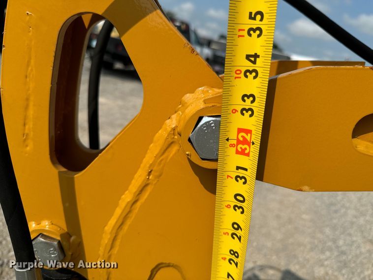 image for item DX0972 2024 AGT H12R mini excavator