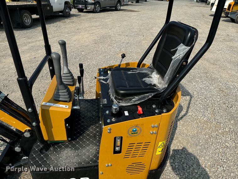 image for item DX0972 2024 AGT H12R mini excavator