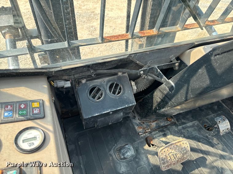 image for item DX0973 2013 JCB 926 forklift