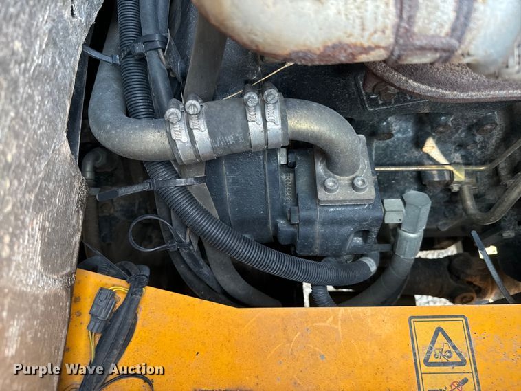 image for item DX0973 2013 JCB 926 forklift