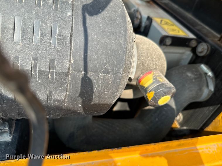 image for item DX0973 2013 JCB 926 forklift