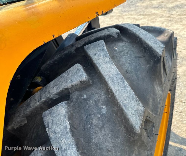 image for item DX0973 2013 JCB 926 forklift